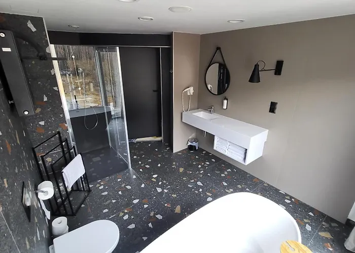 Sloneczny 312 Z Aneksem Biala Perla Czarna Gora *